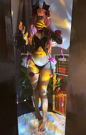 Lynnie Lia leaked photo #10