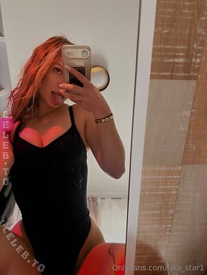 lyrafoxx Nude Leaked Photo #25