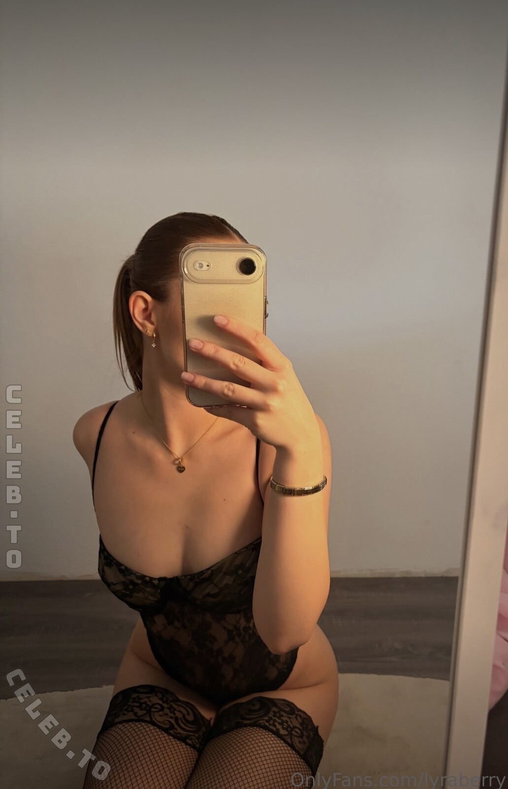 lyrafoxx photo