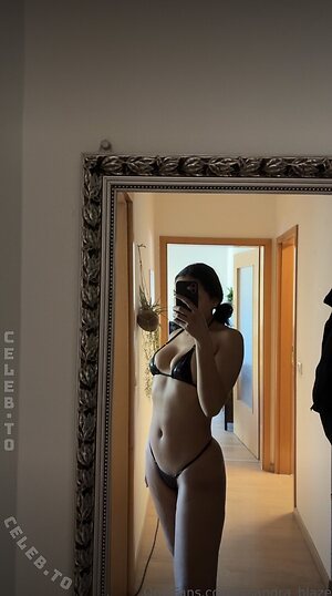 Lysandra.Blaze photo
