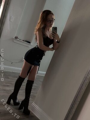 lyssaurora Nude Leaked Photo #38