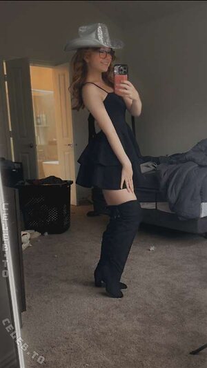 lyssaurora photo
