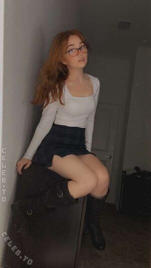 lyssaurora Nude Leaked Photo #283