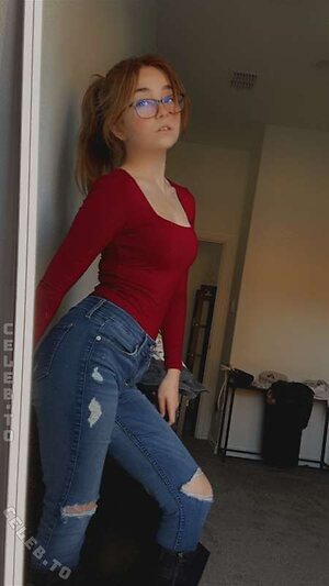 lyssaurora Nude Leaked Photo #374