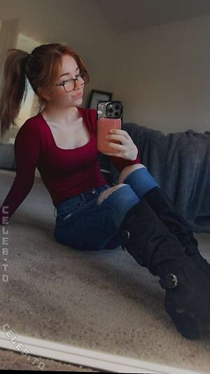 lyssaurora Nude Leaked Photo #377