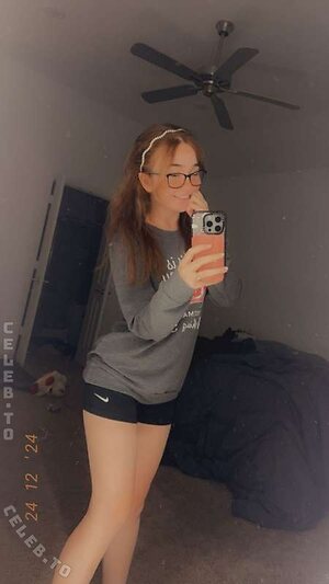 lyssaurora Nude Leaked Photo #751