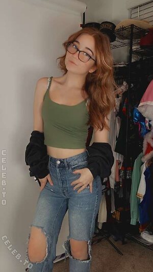 lyssaurora Nude Leaked Photo #1035