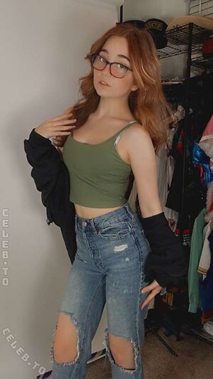 lyssaurora Nude Leaked Photo #1043