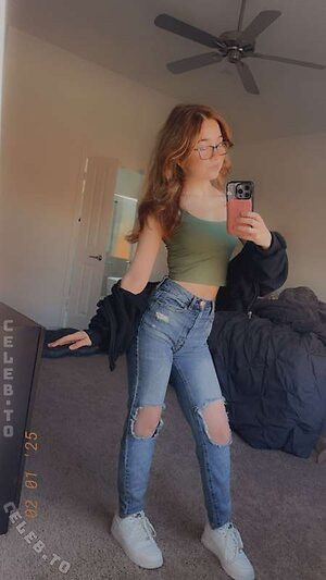 lyssaurora Nude Leaked Photo #1055