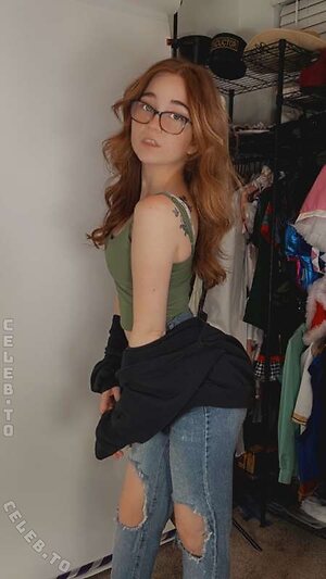 lyssaurora Nude Leaked Photo #1071