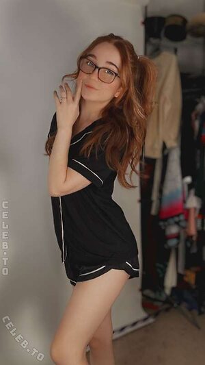 lyssaurora Nude Leaked Photo #1138