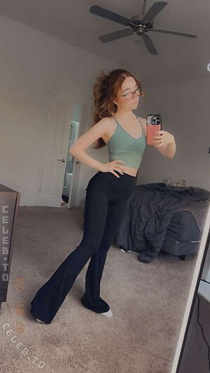 lyssaurora Nude Leaked Photo #1175