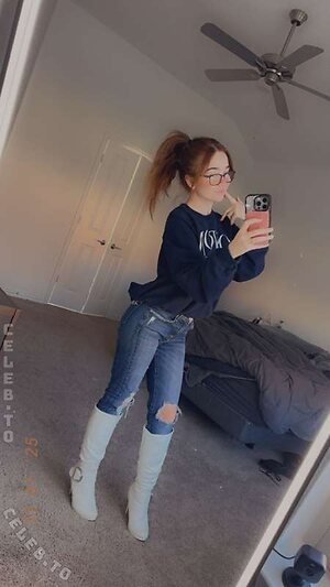 lyssaurora Nude Leaked Photo #1417
