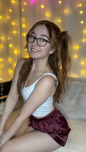 lyssaurora Nude Leaked Photo #1560