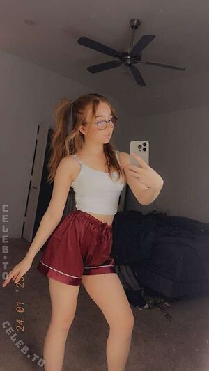 lyssaurora Nude Leaked Photo #1582