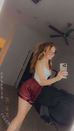 lyssaurora Nude Leaked Photo #1584