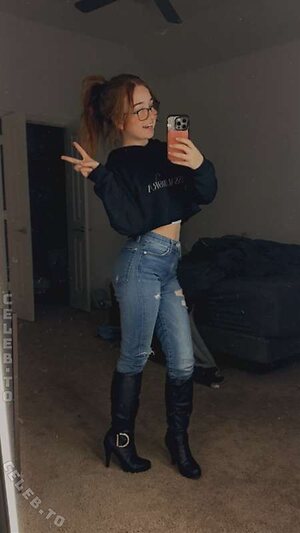 lyssaurora Nude Leaked Photo #1668