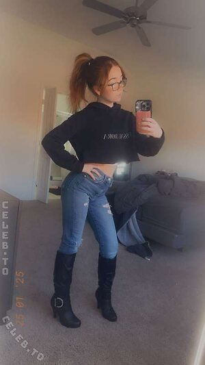 lyssaurora Nude Leaked Photo #1676