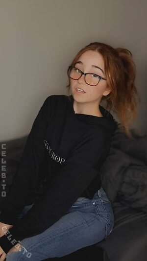 lyssaurora Nude Leaked Photo #1682