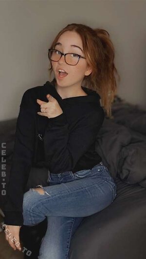 lyssaurora Nude Leaked Photo #1686