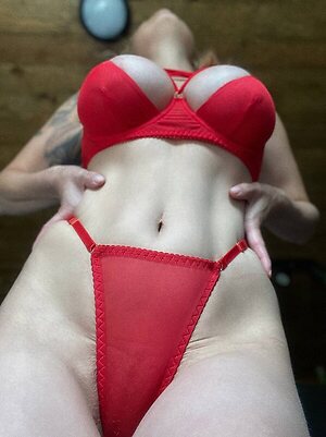 Lyubov Tomskaya leaked photo #16