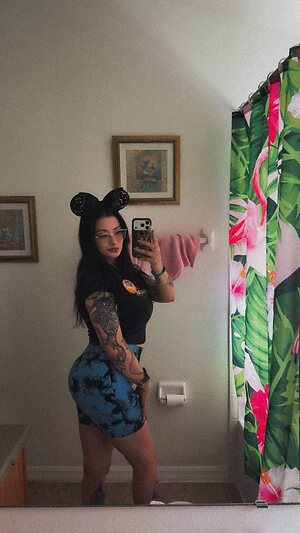 m0thgirll leaked photo #9
