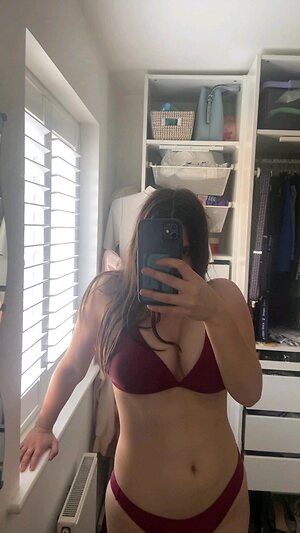 @m3rie_r0ze