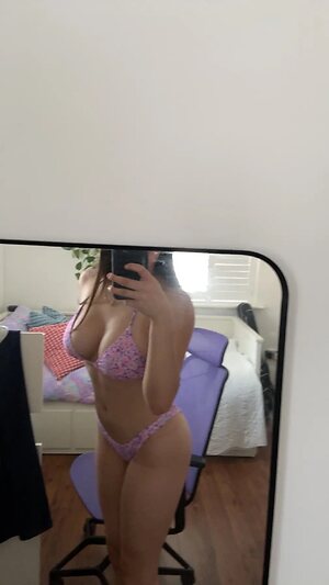@m3rie_r0ze
