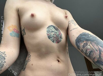 MacBuff Nude Leaked Photo #148