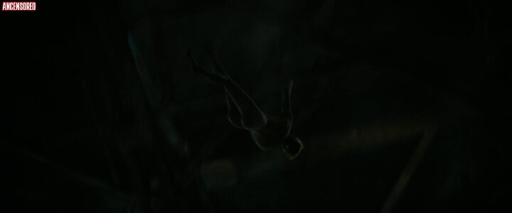 Mackenzie Davis leaked photo #30