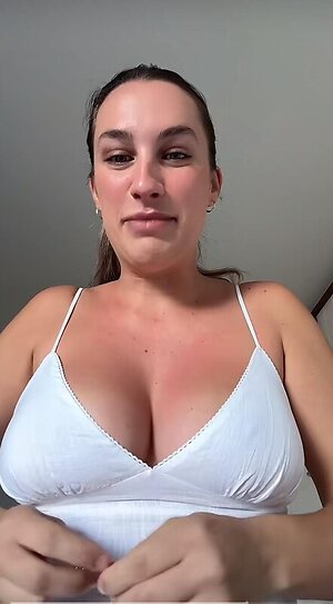 Mackenzie Lee leaked photo #75