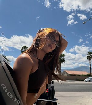 Mackenzie Ziegler Nude Leaked Photo #26