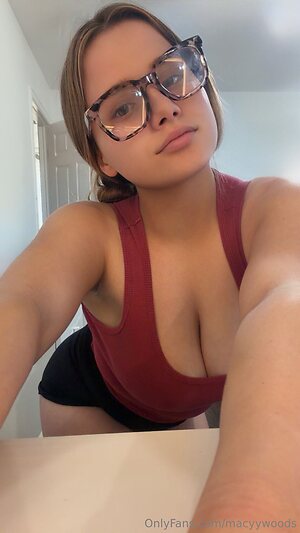 macyywoods leaked photo #6