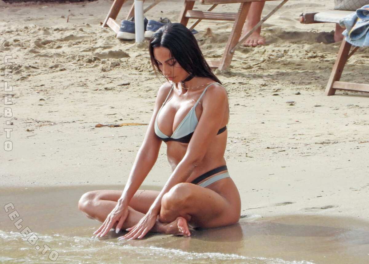 Madalina Diana Ghenea photo