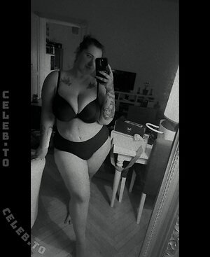 Madame_melanie Nude Leaked Photo #33