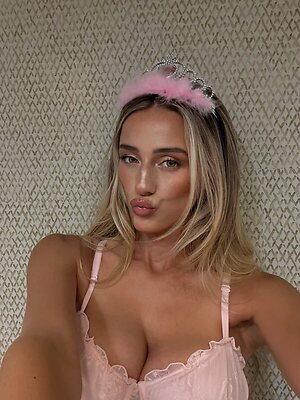 Maddie Hope leaked photo #44