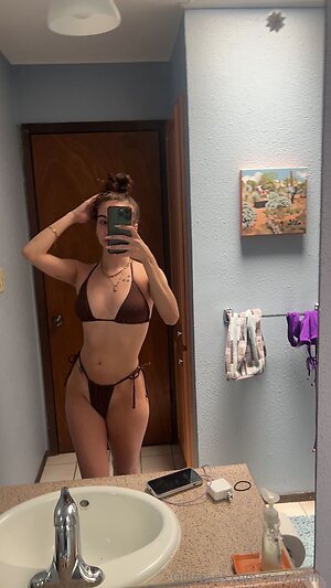 Maddieflirt Nude Leaked Photo #16