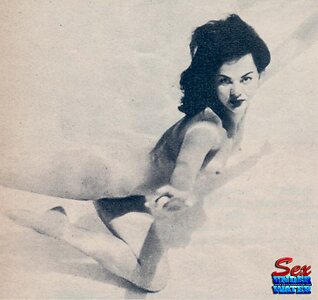 Madeline Castle leaked photo #9
