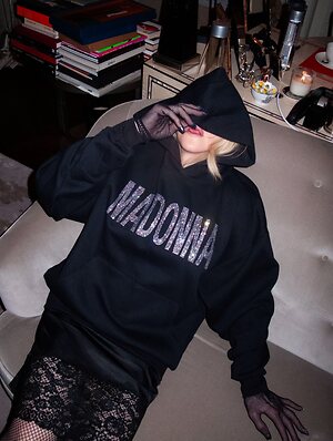 Madonna leaked photo #293