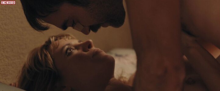 Maggie Civantos leaked photo #6