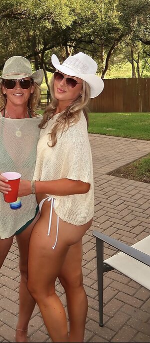 Maggie Kimberlin leaked photo #3