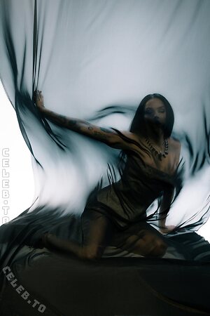 Maggie Lindemann Nude Leaked Photo #8