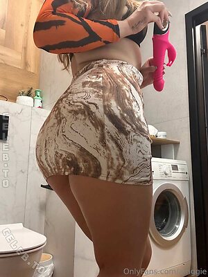 Maggie leaked photo #91