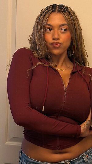Mahalia Nude Leaked Photo #19
