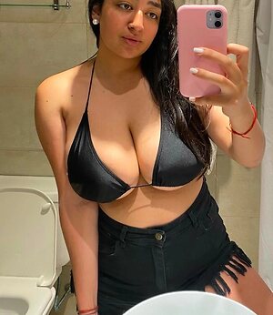 Maia Cueto Nude Leaked Photo #17