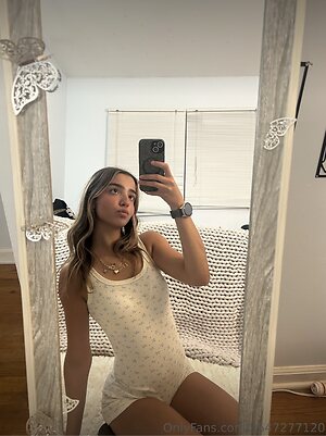 maiamoore leaked photo #6