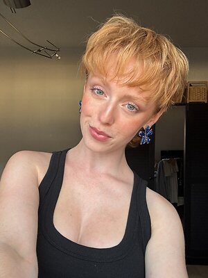 mai_buzzcut leaked photo #3
