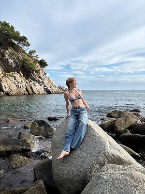 mai_buzzcut