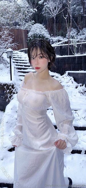 Maimynyan Nude Leaked Photo #11