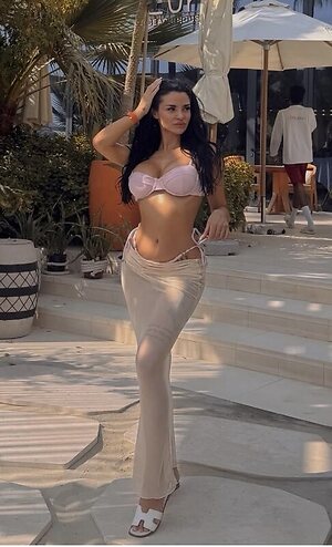 Maisie Hunns leaked photo #8